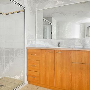 Three-Bedroom Apartment Dual Key